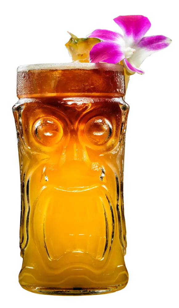 Hawaiian Mai Tai happy hour at ShoreFyre Waikiki